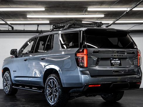 Used 2022 Chevrolet Tahoe Z71 w/ Luxury Package AWD/4WD image 3