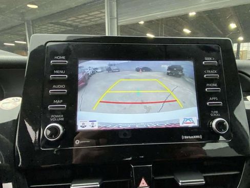 Used 2024 Toyota Camry SE image 15