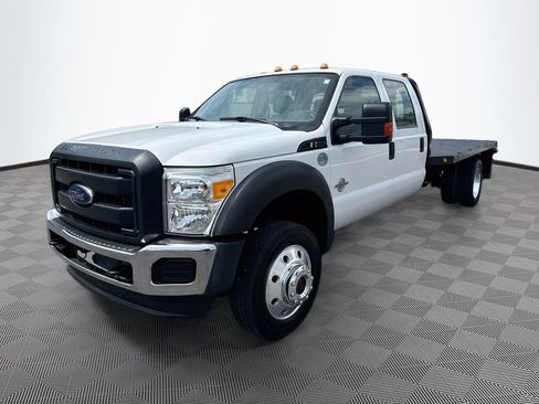 Used 2016 Ford F550 4x4 Crew Cab Super Duty image 3