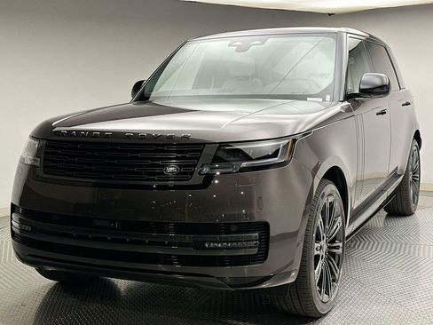New 2026 Land Rover Range Rover Long Wheelbase SE AWD/4WD image 1