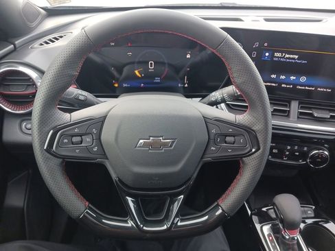 New 2026 Chevrolet Trax RS w/ Sunroof Package image 17