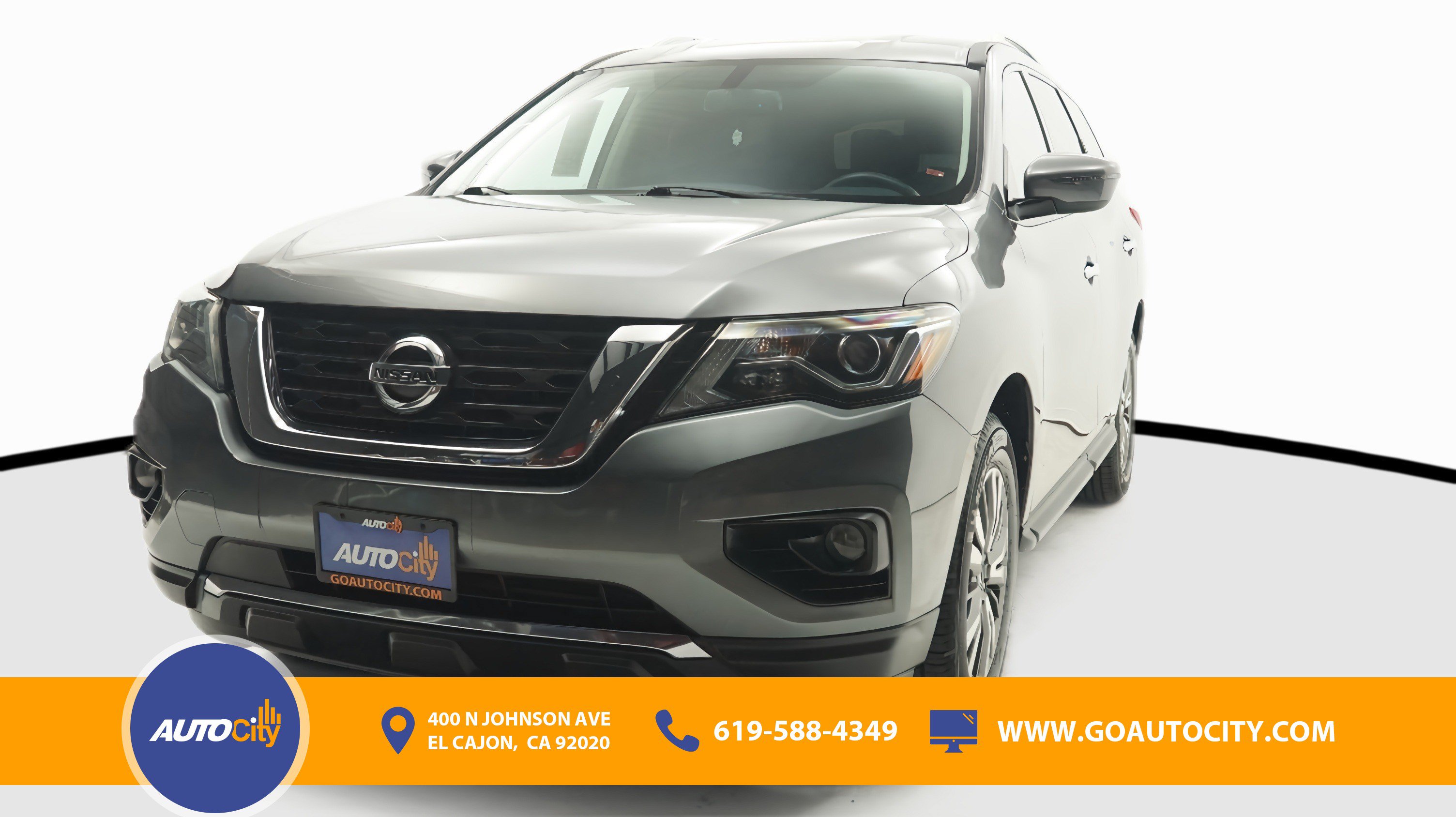Used 2020 Nissan Pathfinder SV FWD image 1