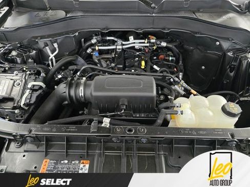 Used 2023 Ford Explorer XLT w/ Equipment Group 202A AWD/4WD image 25