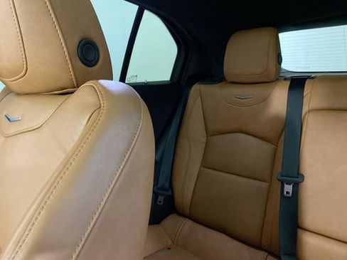 Used 2023 Cadillac XT4 Premium Luxury image 12