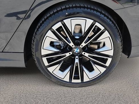 New 2027 BMW i5 eDrive40 RWD image 8