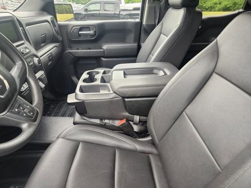 Used 2023 GMC Sierra 1500 Pro w/ Pro Value Package AWD/4WD image 4