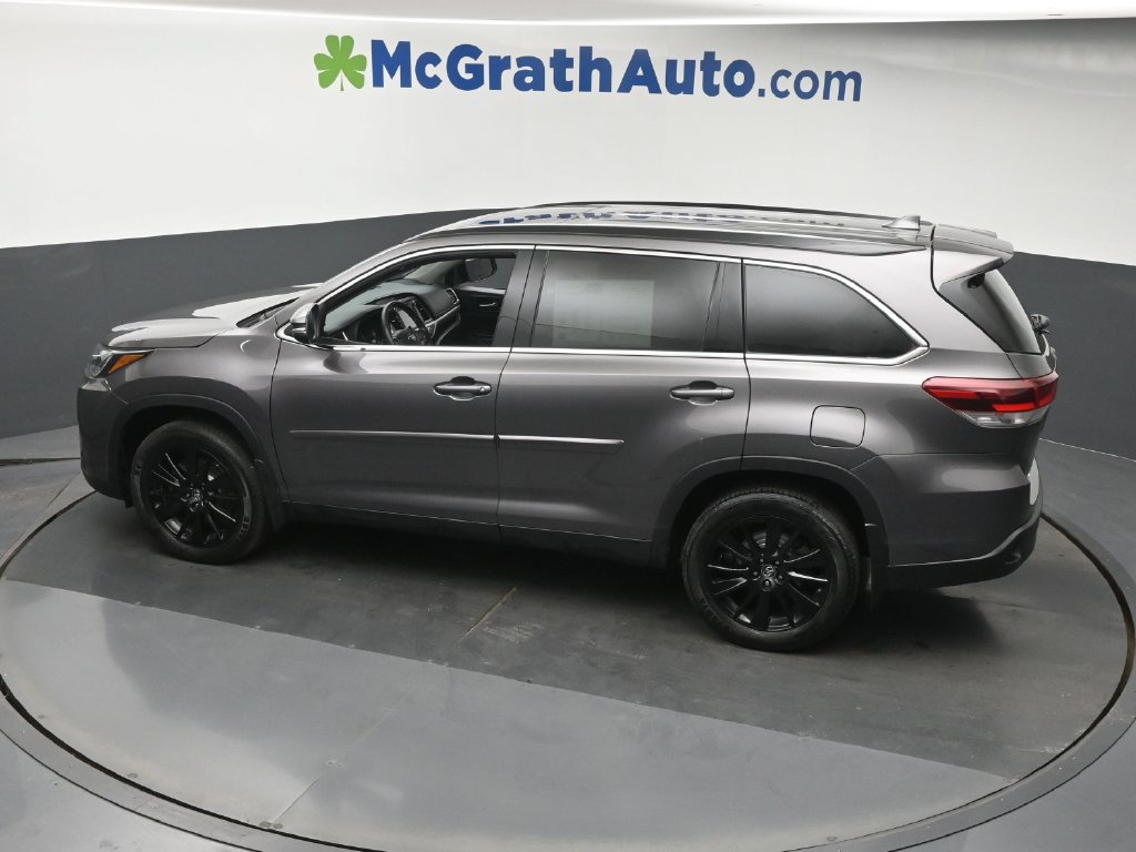 Used 2019 Toyota Highlander SE AWD/4WD image 28