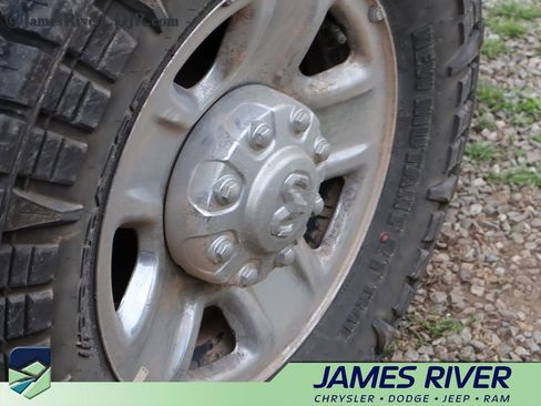 Used 2024 RAM 2500 Tradesman w/ Chrome Appearance Group image 20