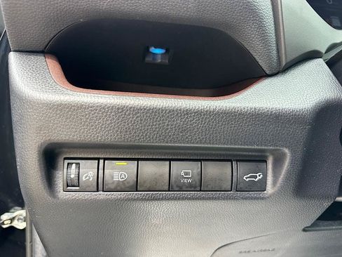 Certified 2019 Toyota RAV4 Limited w/ Advanced Technology Package AWD/4WD image 21