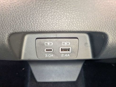 Used 2024 Subaru Crosstrek 2.0i Premium AWD/4WD image 14