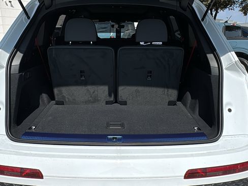 New 2026 Audi Q7 3.0T Prestige image 26