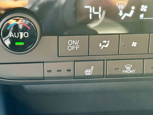 New 2026 Subaru Outback Premium image 19