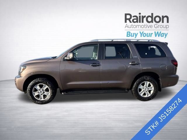 Used 2018 Toyota Sequoia SR5 w/ Carpet Mat Package AWD/4WD image 4