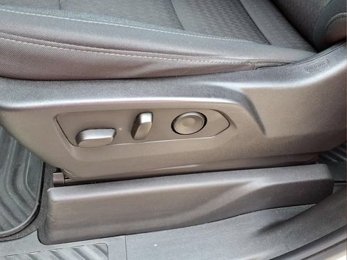 Certified 2024 Chevrolet Silverado 1500 Custom AWD/4WD image 16