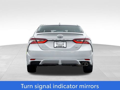 Used 2024 Toyota Camry SE FWD image 6