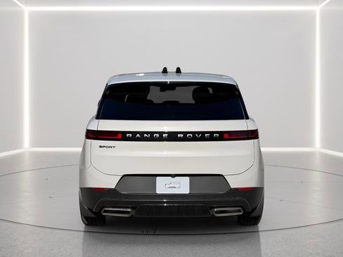 New 2026 Land Rover Range Rover Sport SE image 4