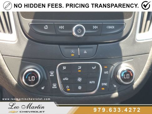 Used 2024 Chevrolet Malibu LT FWD image 23