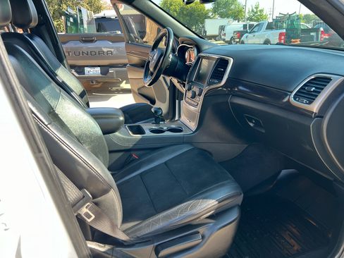 Used 2015 Jeep Grand Cherokee Altitude image 12