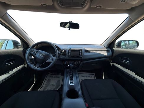 Used 2018 Honda HR-V LX image 13