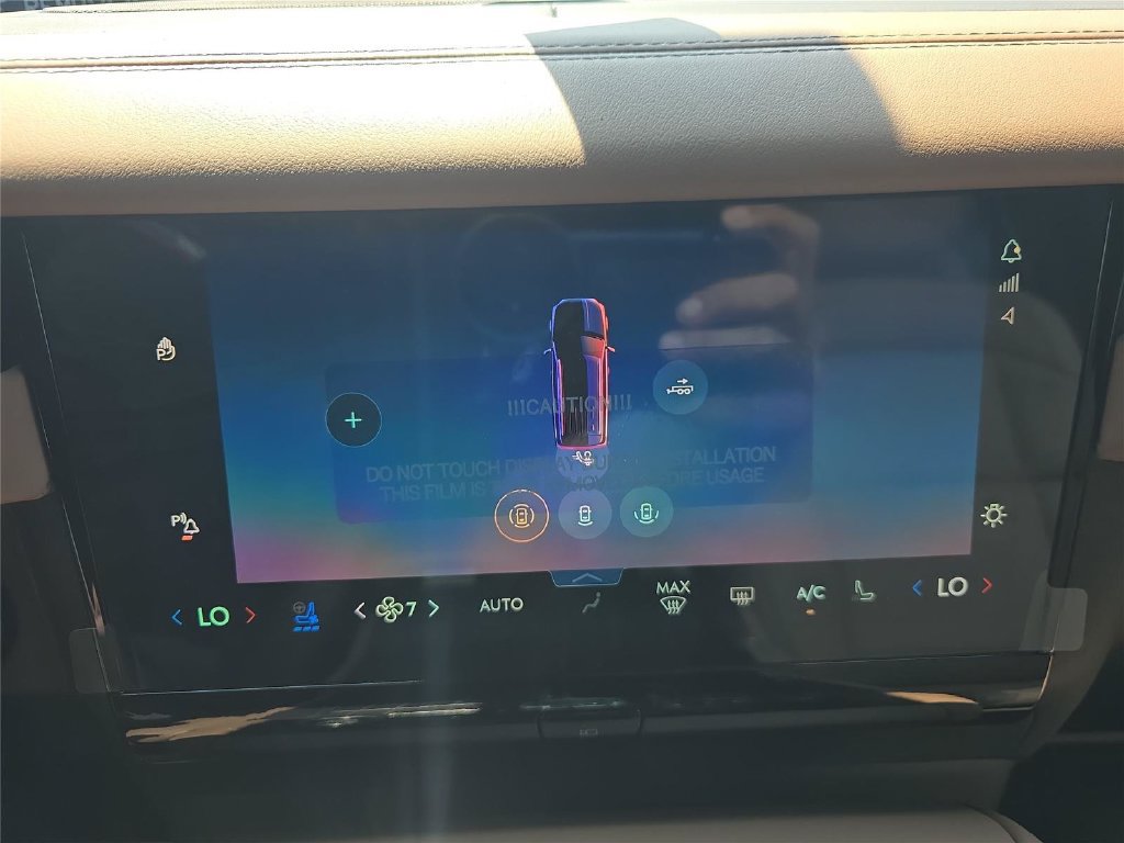 New 2027 Lincoln Navigator Black Label RWD image 18