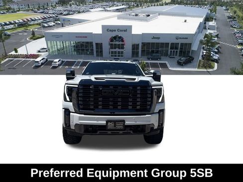 Used 2024 GMC Sierra 3500 Denali Ultimate image 3