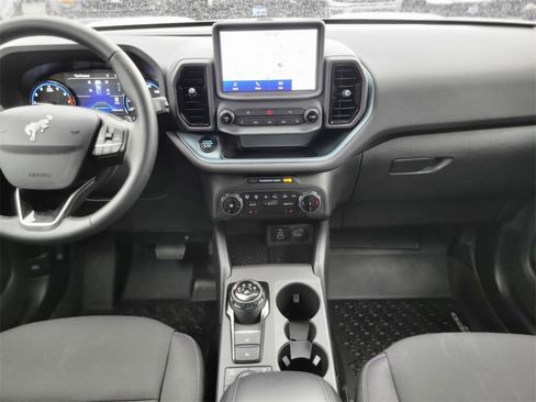 Used 2024 Ford Bronco Sport Badlands image 14