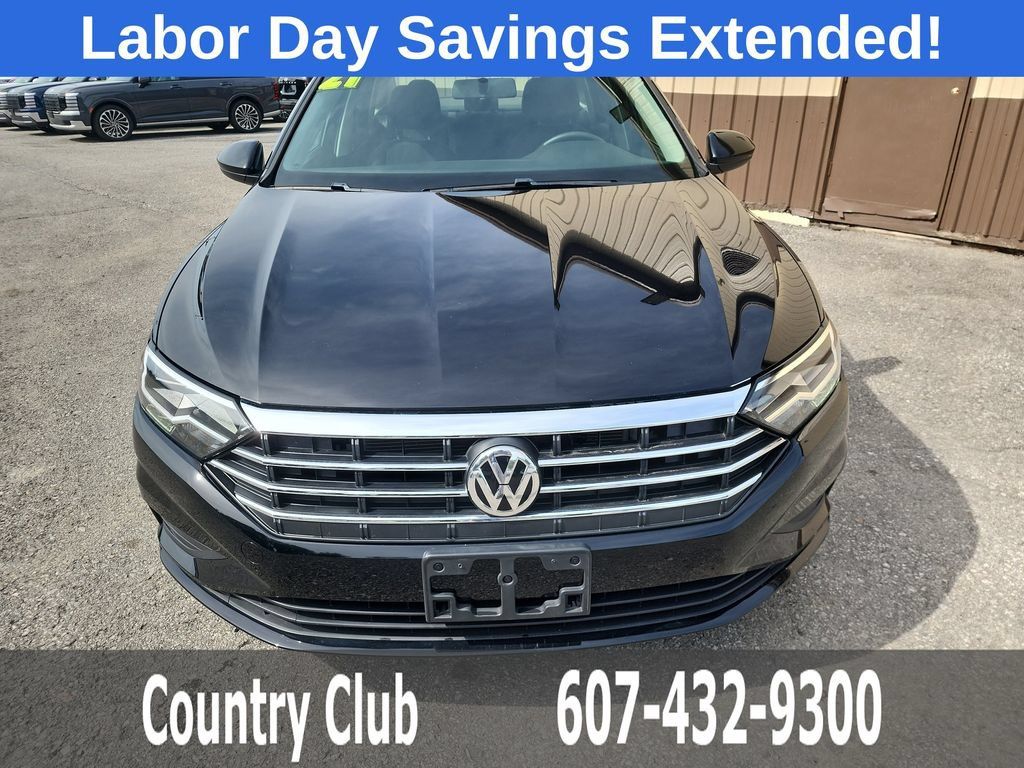 Used 2021 Volkswagen Jetta S w/ Driver Assistance Package FWD image 3