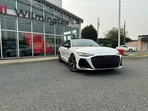 Certified 2026 Audi A6 Premium Plus w/ Premium Plus Package AWD/4WD image 4