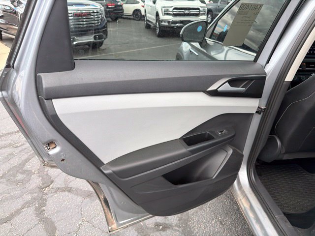Used 2022 Volkswagen Taos SE FWD image 23