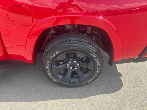 Used 2025 RAM 1500 Big Horn AWD/4WD image 39