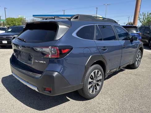 Used 2024 Subaru Outback Limited image 3