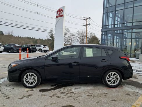 Used 2024 Subaru Impreza 2.0i image 3