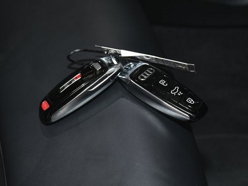 Used 2023 Audi RS 7 Sportback w/ Black Optic Package image 82