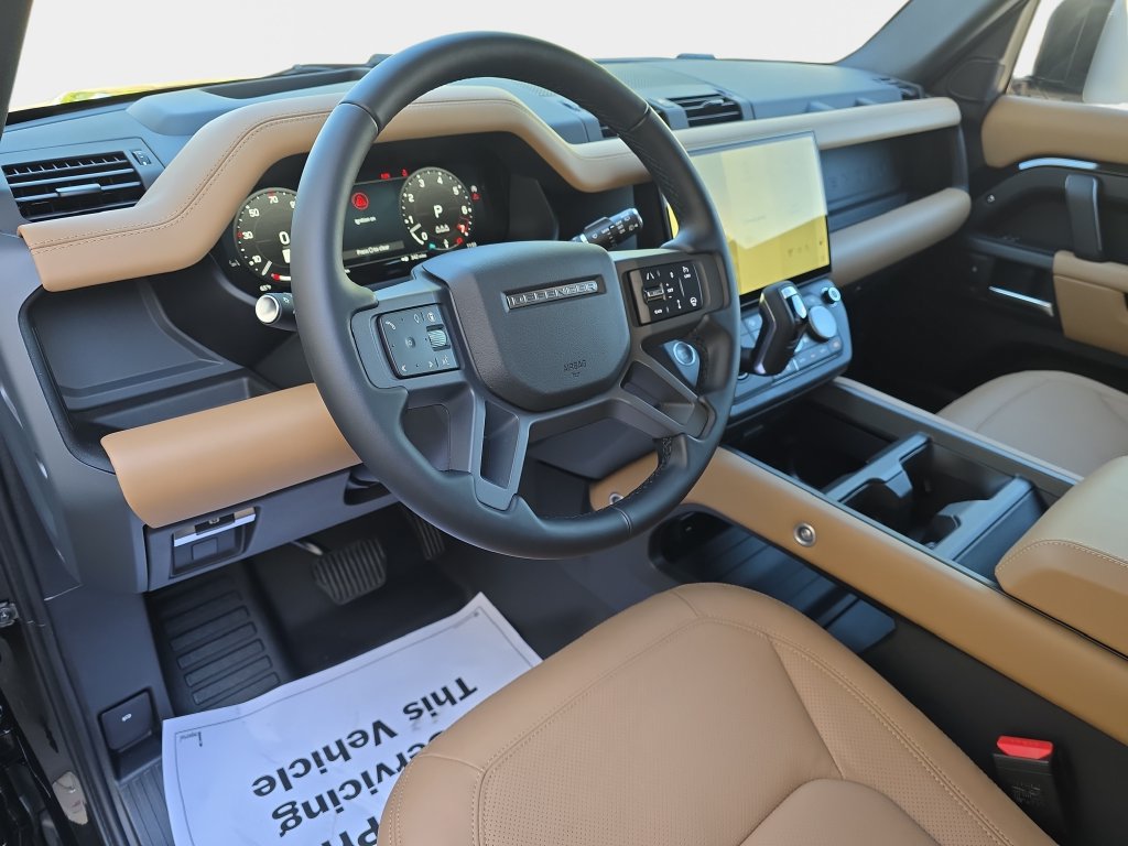 New 2026 Land Rover Defender 110 X-Dynamic SE AWD/4WD image 13