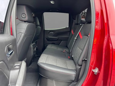 Used 2023 Chevrolet Colorado Z71 w/ Safety Package AWD/4WD image 10