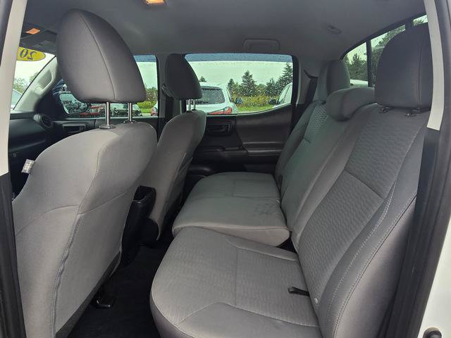 Used 2016 Toyota Tacoma SR AWD/4WD image 13