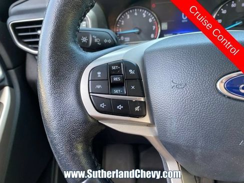 Used 2021 Ford Explorer XLT w/ Equipment Group 202A AWD/4WD image 21