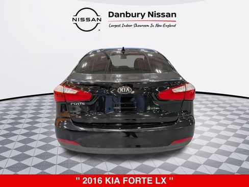 Used 2016 Kia Forte LX FWD image 4