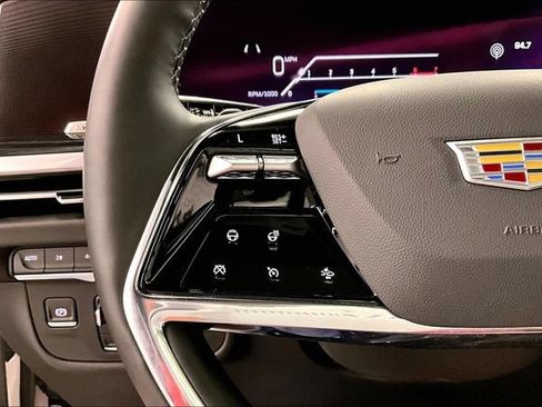 Used 2025 Cadillac Escalade Sport AWD/4WD image 26