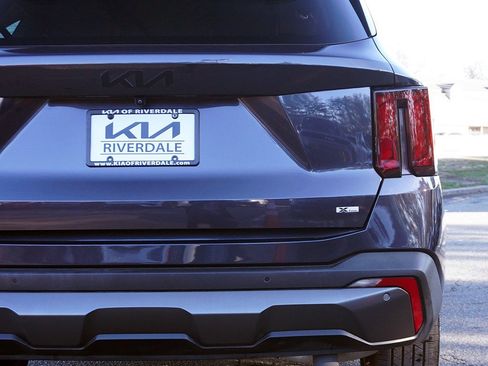 Used 2025 Kia Sorento X-Line EX image 18