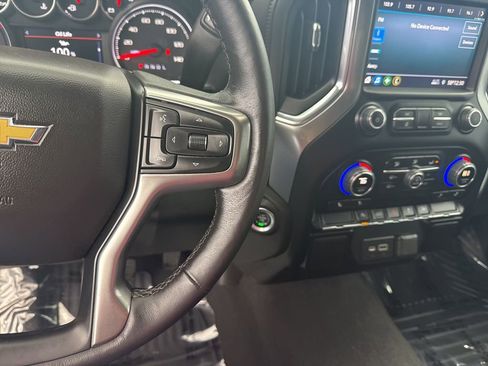 Used 2022 Chevrolet Silverado 1500 LT w/ Bed Protection Package image 17