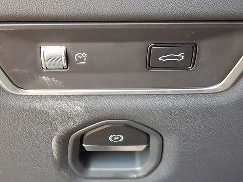 Used 2025 Lotus Emira image 23