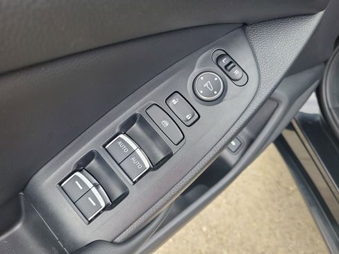 Used 2019 Honda Accord Sport image 14