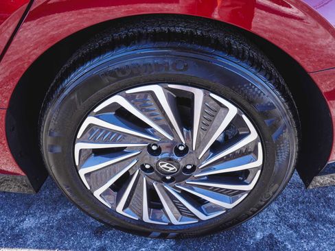 Used 2025 Hyundai Sonata SEL image 6