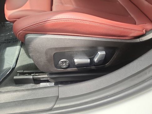 Used 2023 BMW M340i w/ Premium Package image 12