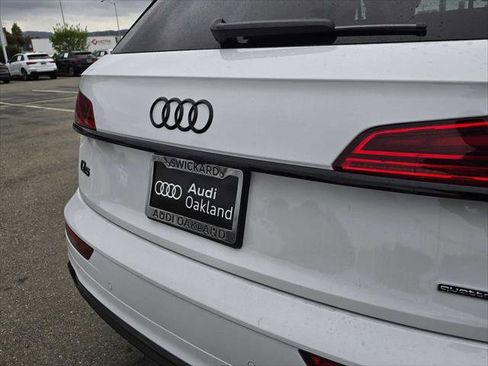 Used 2023 Audi Q5 2.0T Prestige w/ Prestige Package AWD/4WD image 15