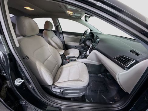 Used 2018 Hyundai Elantra Value Edition image 29