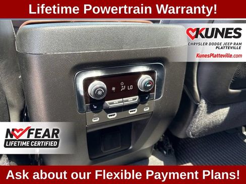 Used 2024 GMC Yukon XL Denali Ultimate AWD/4WD image 55
