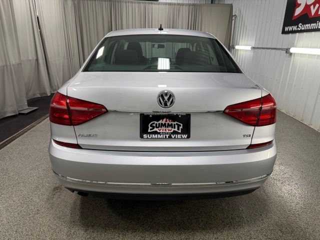 Used 2016 Volkswagen Passat 1.8T S FWD image 5
