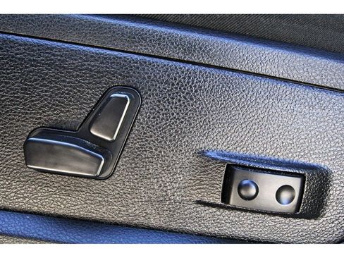 Used 2024 RAM 2500 Limited image 24